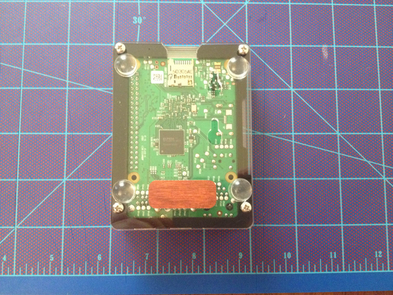 Illustration for article titled Easy Build: Raspberry Pi Emulator Box